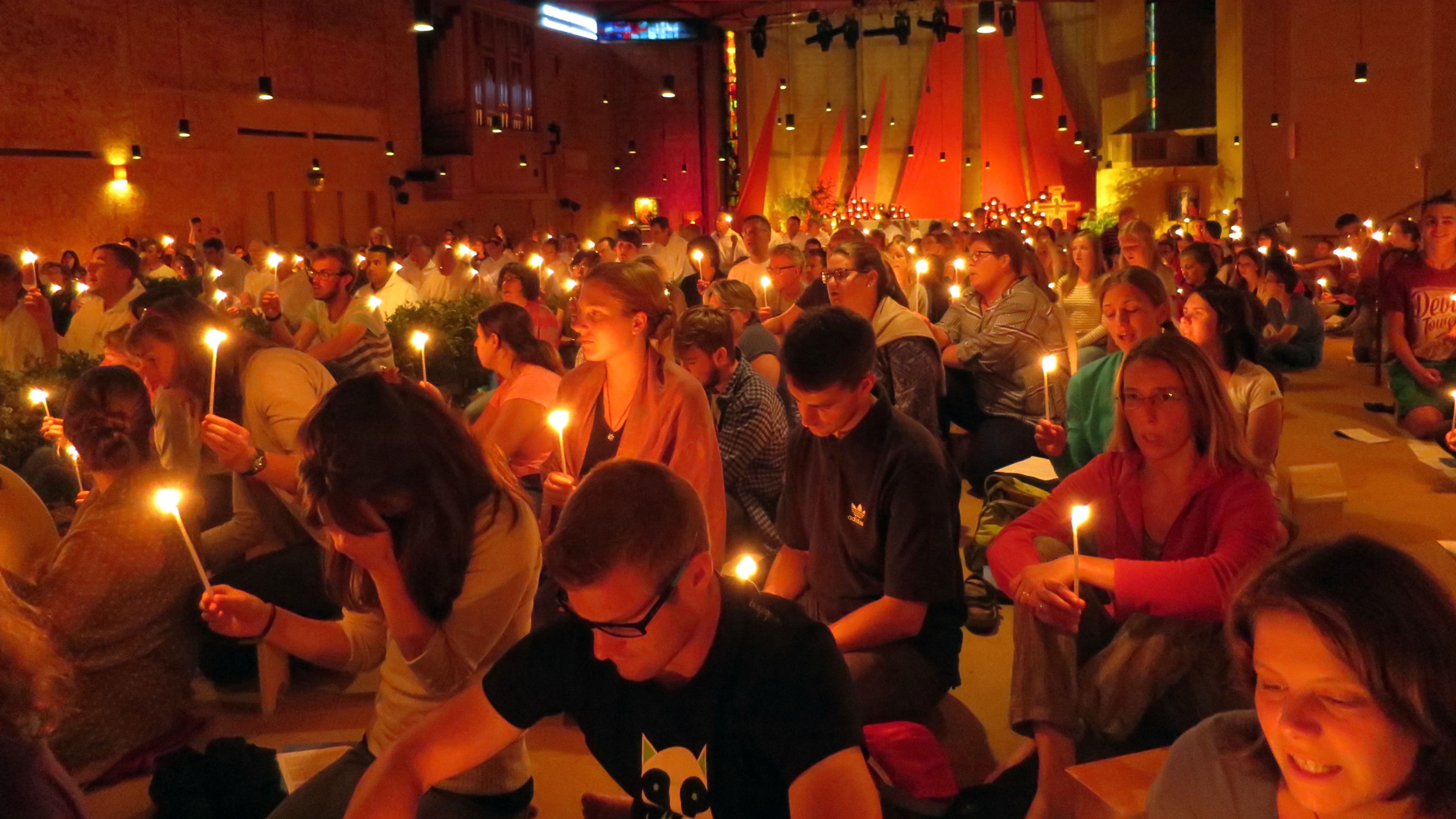 Pope Francis urges young adults at Taizé event to 'dare to build a  different world'